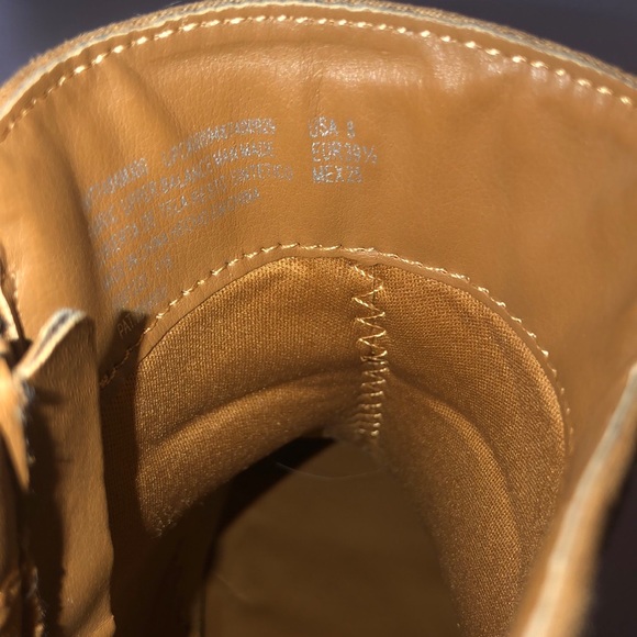 4/$35 Brown high heel boots. Size (8) in women’s. - Picture 5 of 6